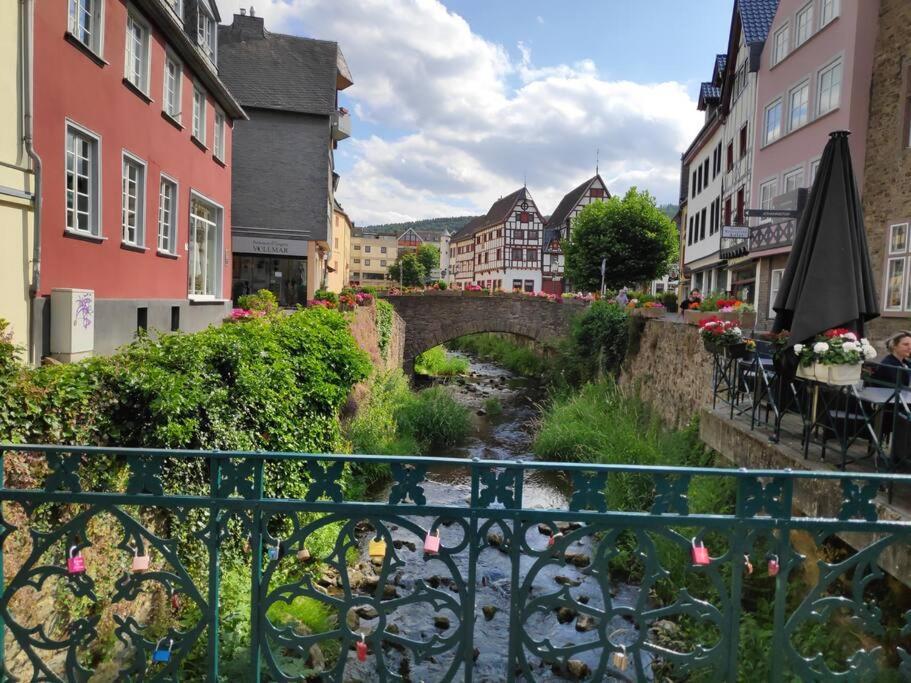 Das Hideaway Zum Seele Baumeln Lassen ! Bad Muenstereifel Dış mekan fotoğraf
